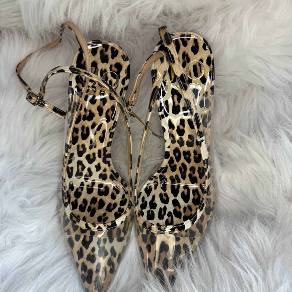 Jennifer Lopez Leopard and Clear Heels - Picture 6 of 6